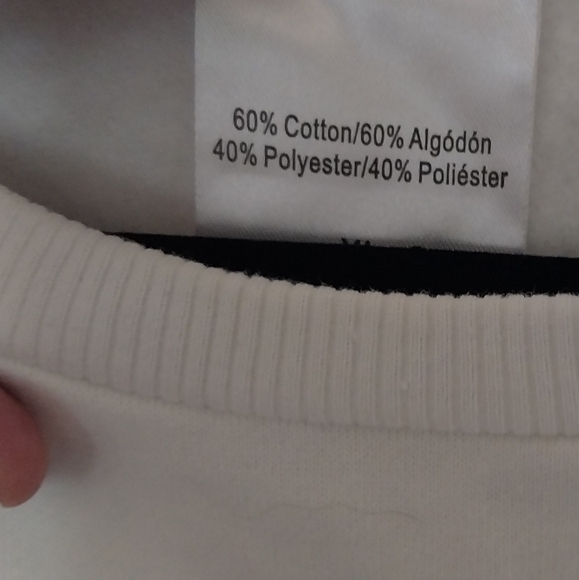 Coca-Cola Vintage Graphic Inspired Crop Long Sleeve Sweatshirt NWOT - Picture 6 of 6